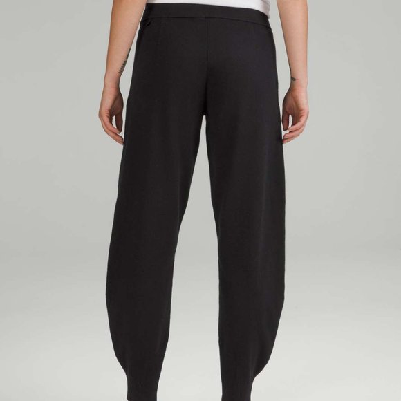Lululemon - Black Cotton-Cashmere Knit Mid-Rise Jogger - Size 2 - Picture 5 of 12
